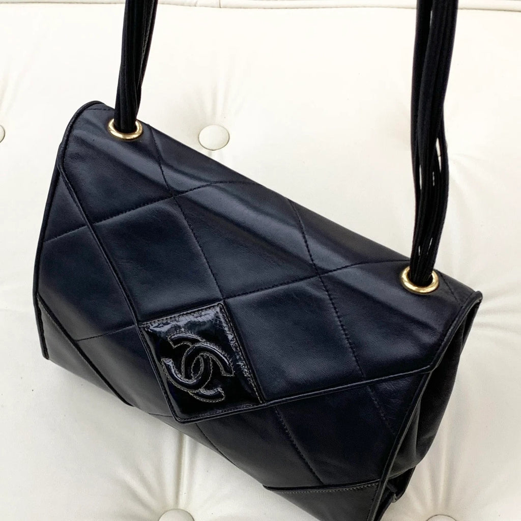 Chanel Vintage 2Ways Patent Lambskin Shoulder Crossbody Bag Black Women S