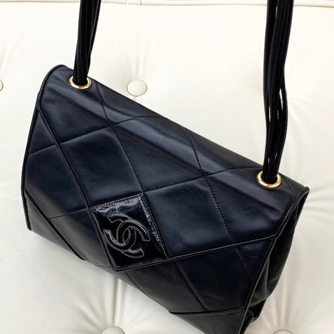 Chanel Vintage 2Ways Patent Lambskin Shoulder Crossbody Bag Black Women S