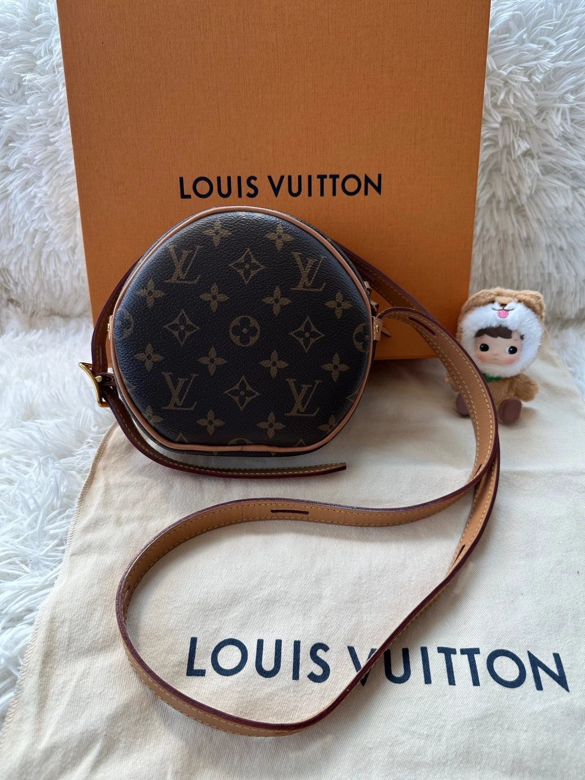 Louis Vuitton Monogram Canvas Round Mini Crossbody Bag For Women
