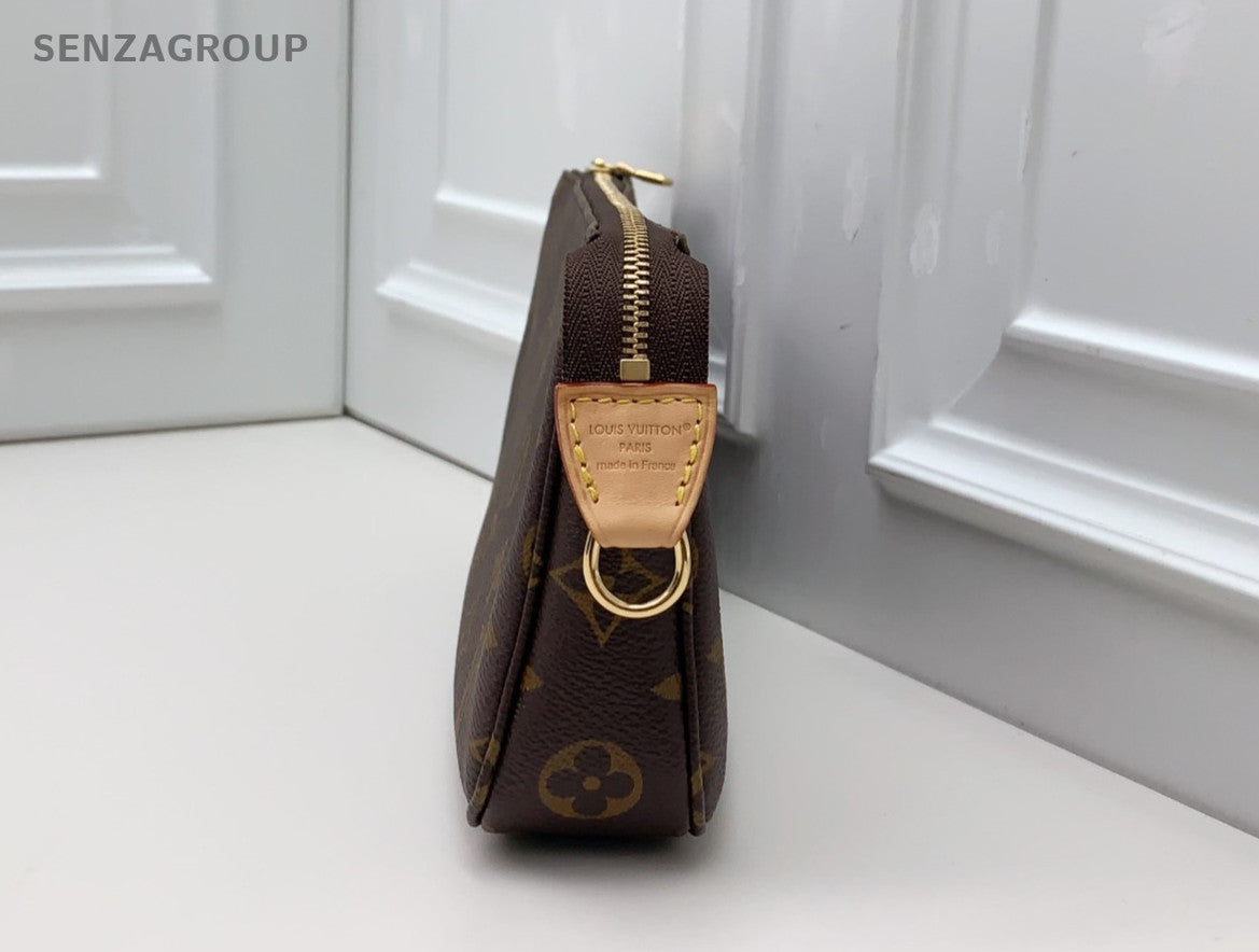 Louis Vuitton Pochette Accessories Monogram Shoulder Handbag