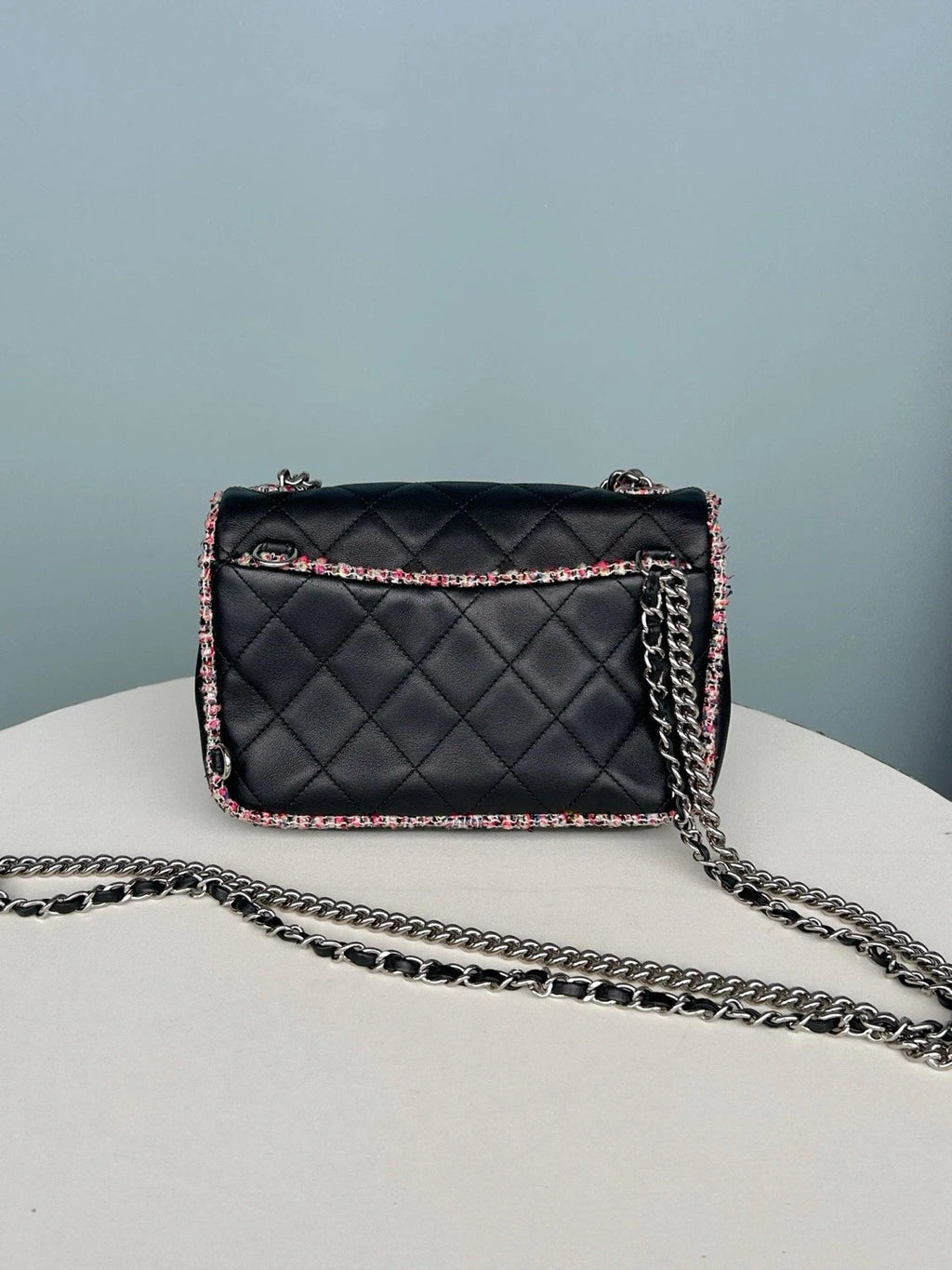 Chanel Classic Flap Crossbody Shoulder Bag Black Lambskin Women Classic