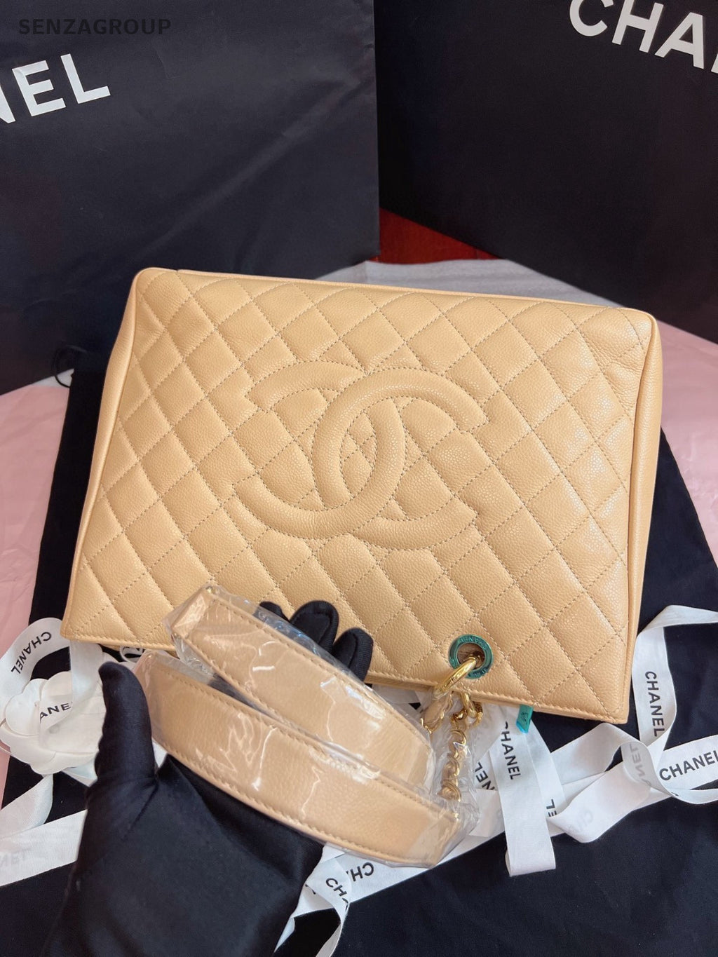 CHANEL GST beige Calfskin Chain Shoulder Handbag Women Good Condition