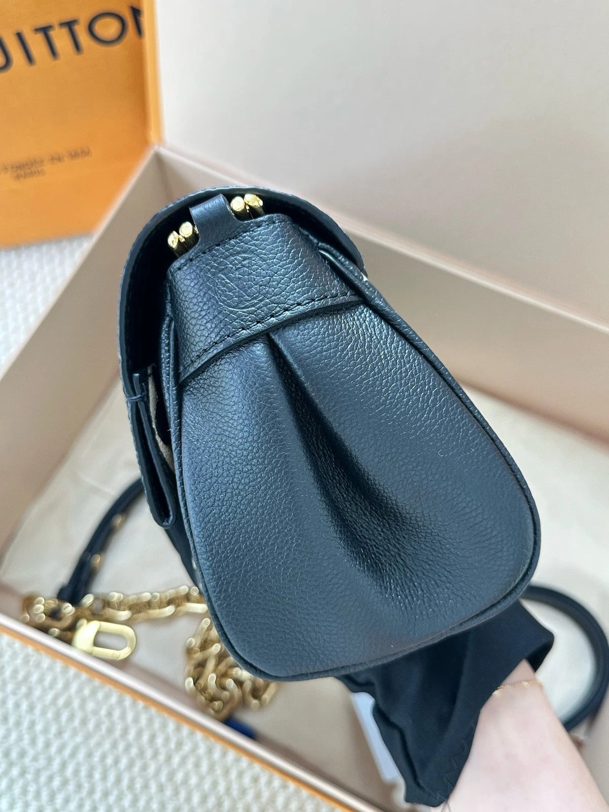 Louis Vuitton Black White Leather Cloud Shoulder Bag For Women