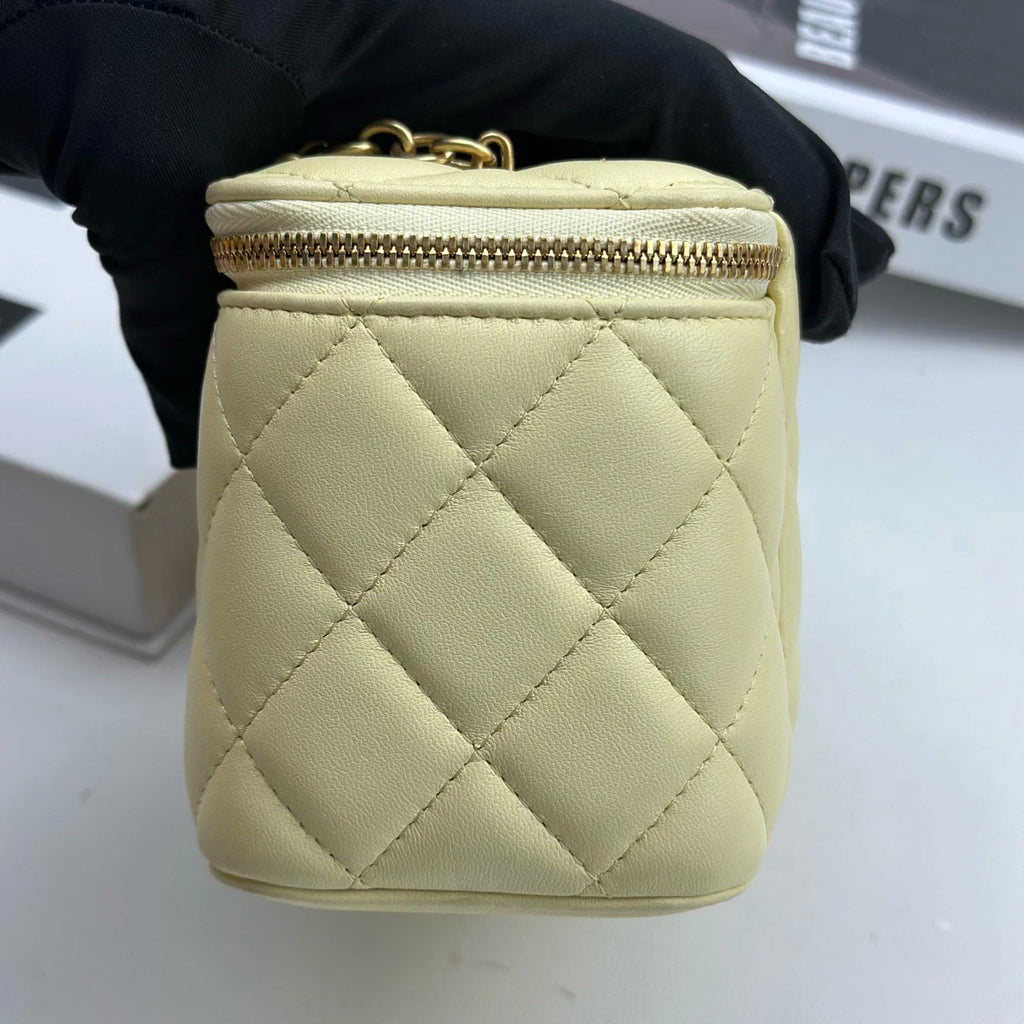 Chip Version Chanel Vanity Case Diamond Gold Chain Beige Shoulder Bag Crossbody