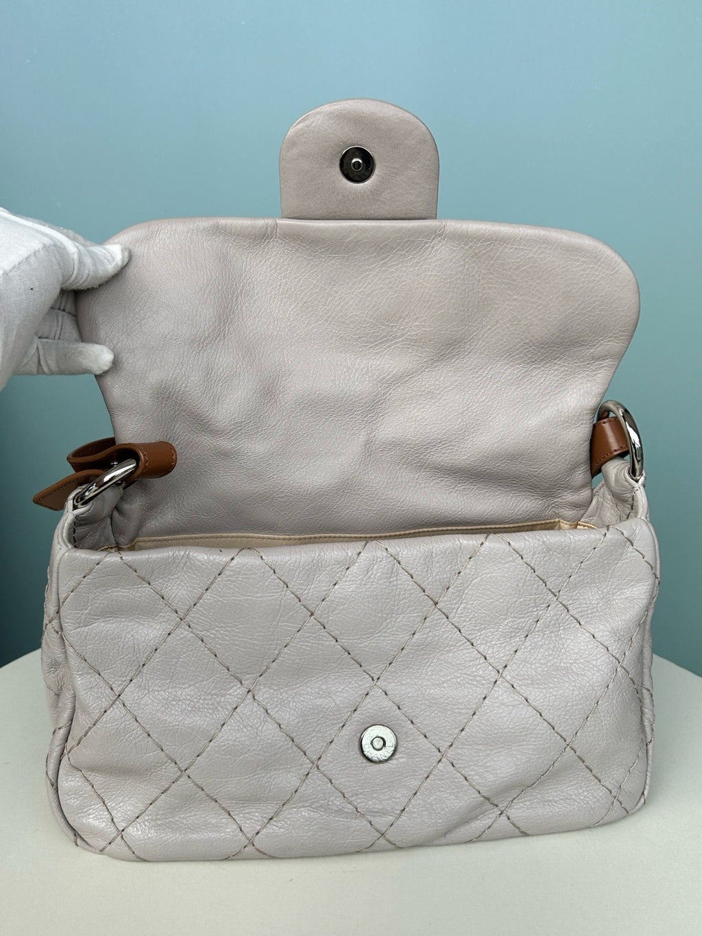 Chanel Diamond Calfskin Top Handle Shoulder Bag White Silver Women Classic