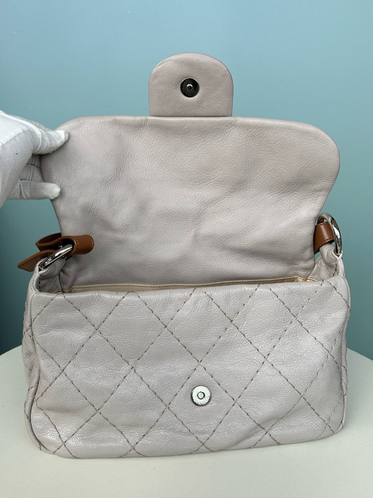 Chanel Diamond Calfskin Top Handle Shoulder Bag White Silver Women Classic