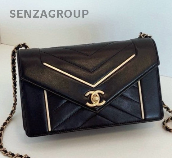 Chanel Chevron Mini Chain Shoulder Bag Crossbody Black Gold Women Classic