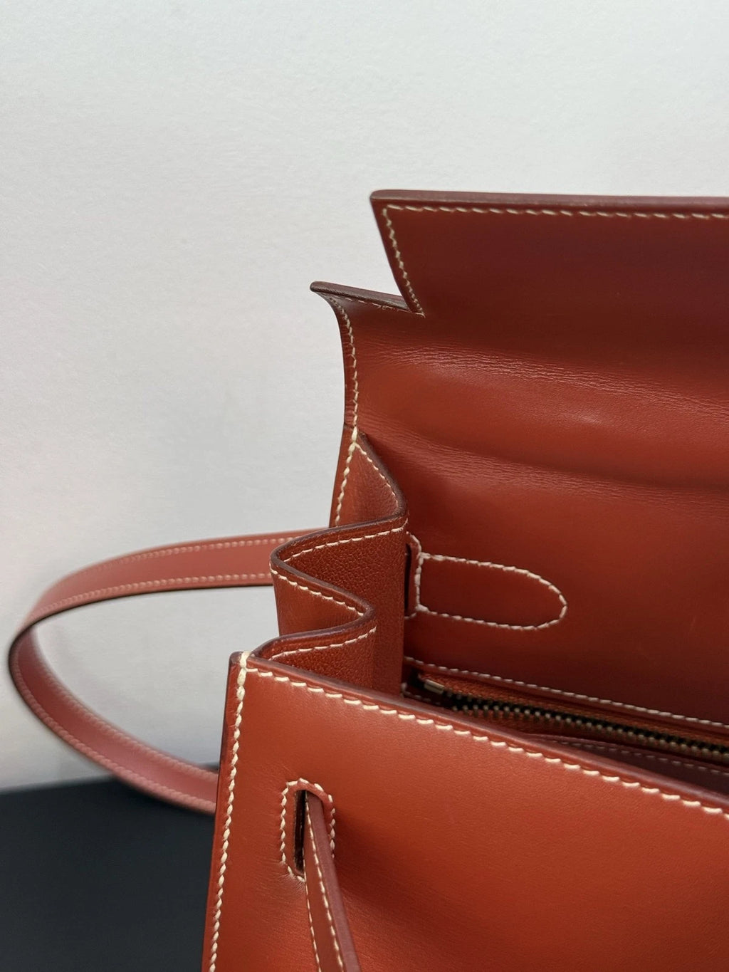 Hermes Kelly32 Top Handle Bag Crossbody Brown Gold Classic Fashion Women