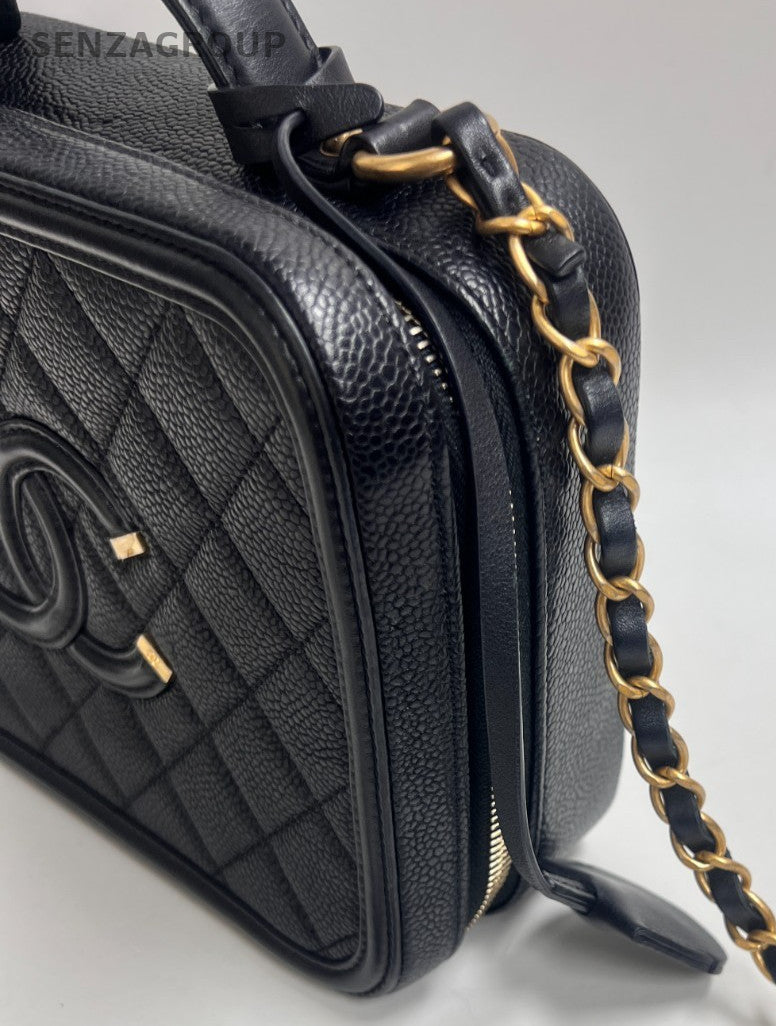 Chanel Vanity Chain Shoulder Bag Crossbody Diamond Black Gold Women Classic