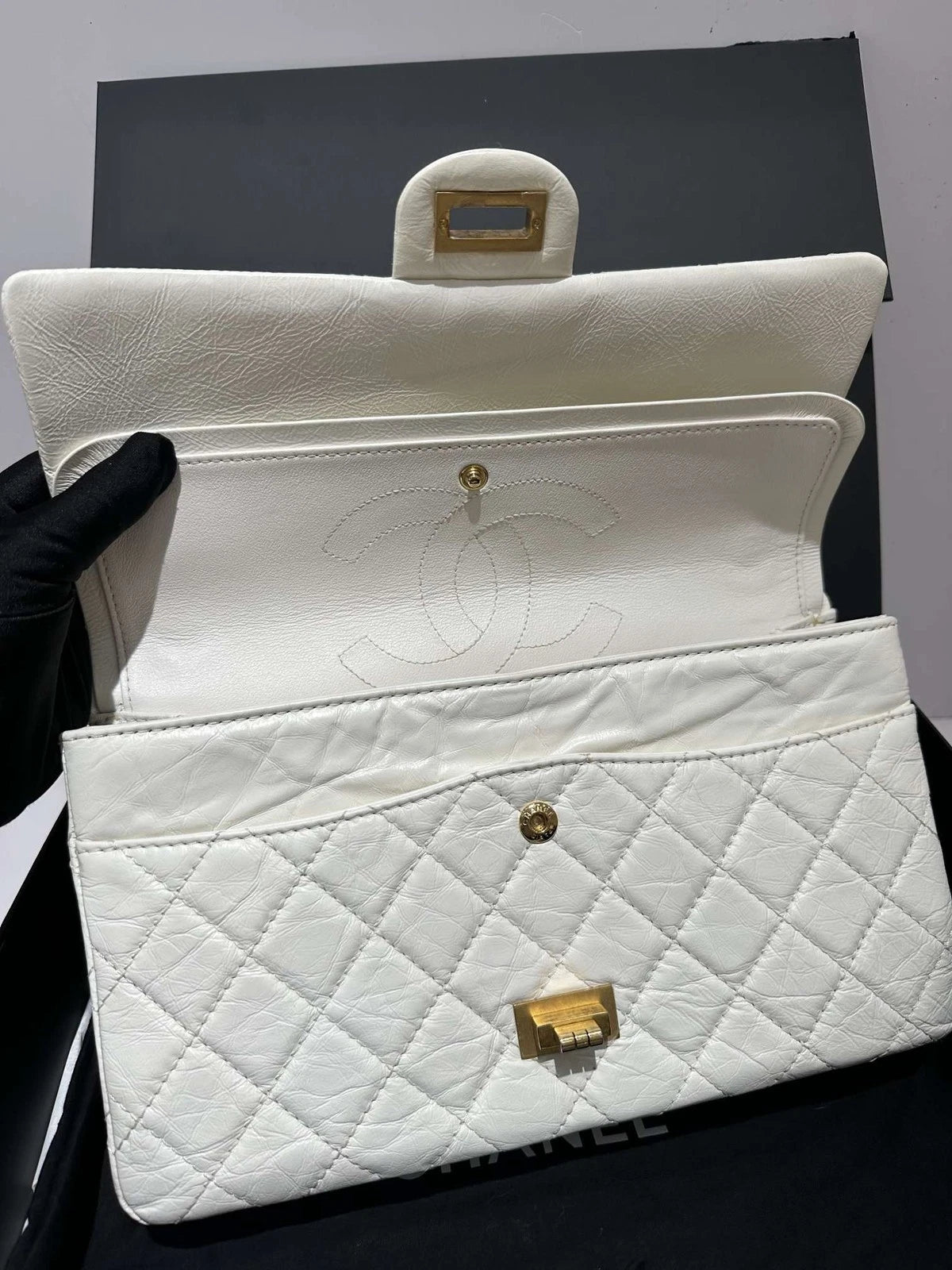 CHANEL 2.55 Medium White Leather Shoulder Bag For Women