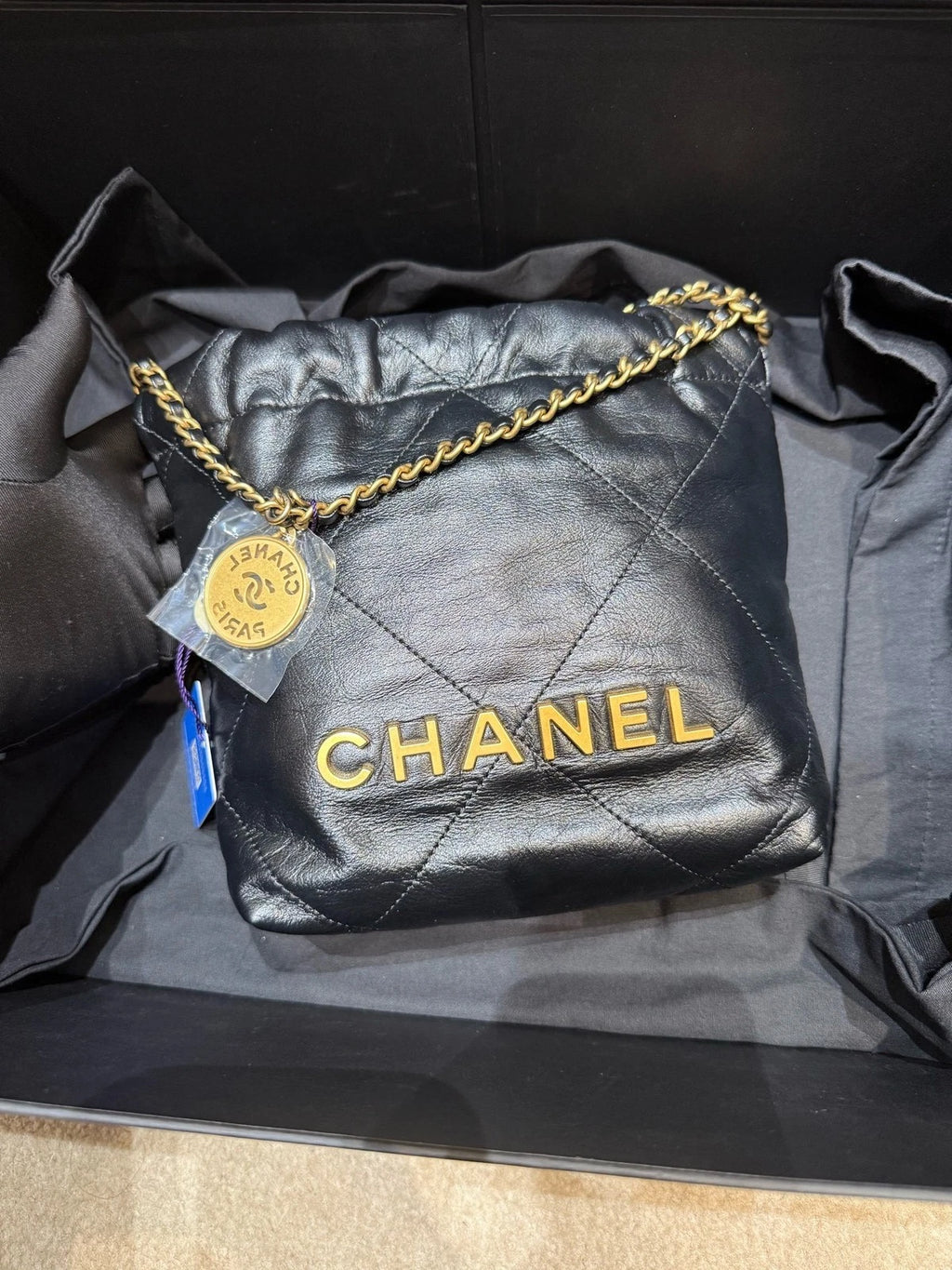 CHANEL 22bag Mini Magnetic Closure Black Gold Tote Bag For Women