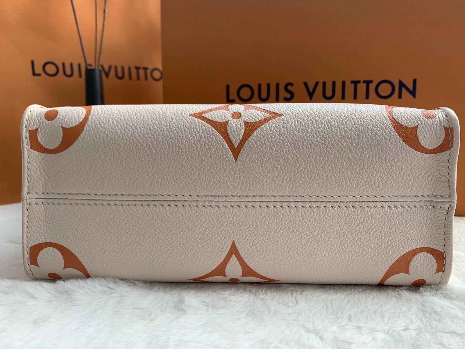 Louis Vuitton Canvas OnTheGo Tote Bag For Women