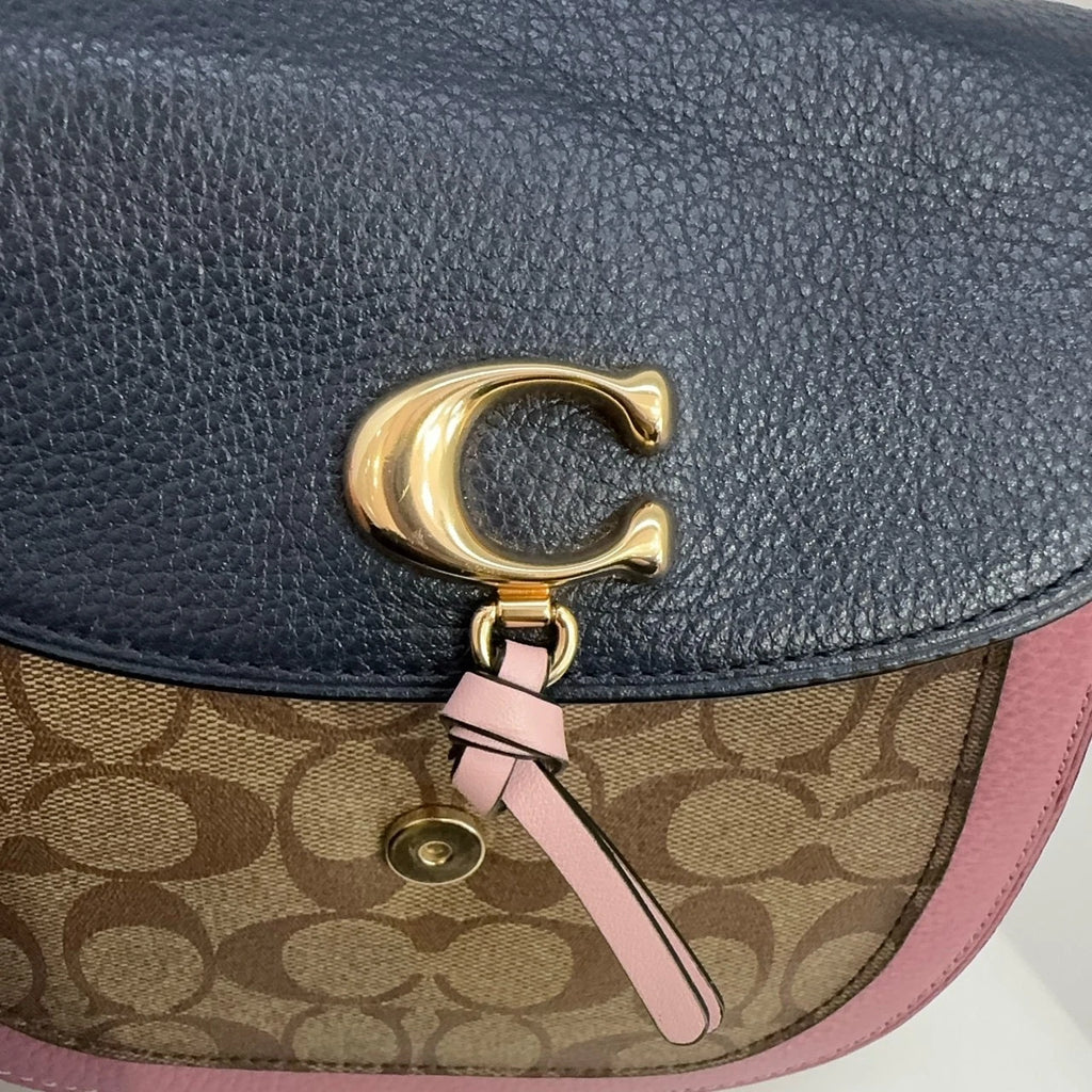Coach Remi 20 Beige Navy Leather Saddle Crossbody Shoulder Bag For Women