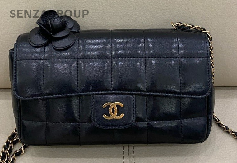 Chanel Classic Flap Mini Chain Shoulder Bag Black Gold Used Women Designer
