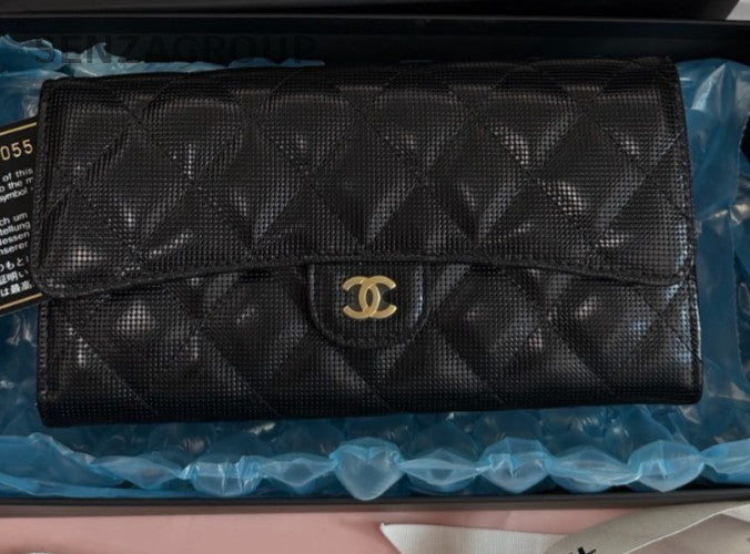 Chanel Diamond Pattern Long Wallet Black Gold Women Classic