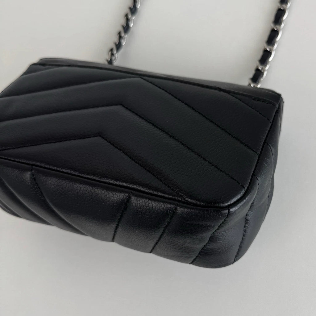Chanel Chevron Calfskin Mini Chain Black Shoulder Bag Crossbody Silver Hardware