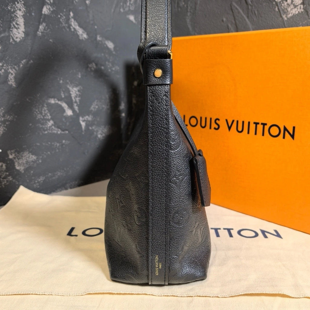 Louis Vuitton Black Leather Sac Sport Shoulder Bag For Women