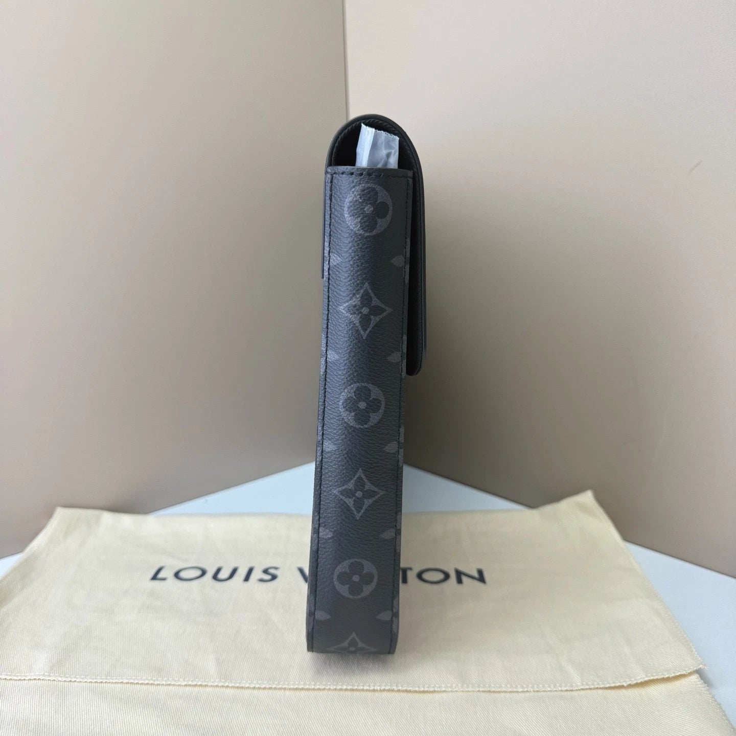 Louis Vuitton Monogram Canvas Black Clutch For Unisex Adults