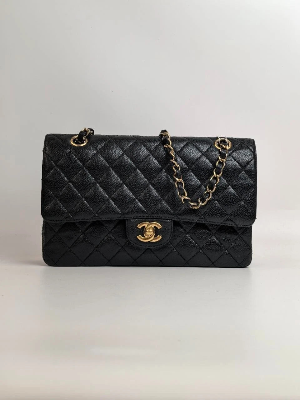 SJ0001 CHANEL Classic Flap Medium (Caviar Leather) YS1182