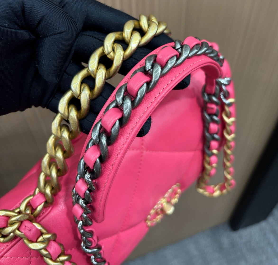 Chanel 19Bag PM Chain Shoulder Bag Crossbody Pink Gold Diamond Women Classic