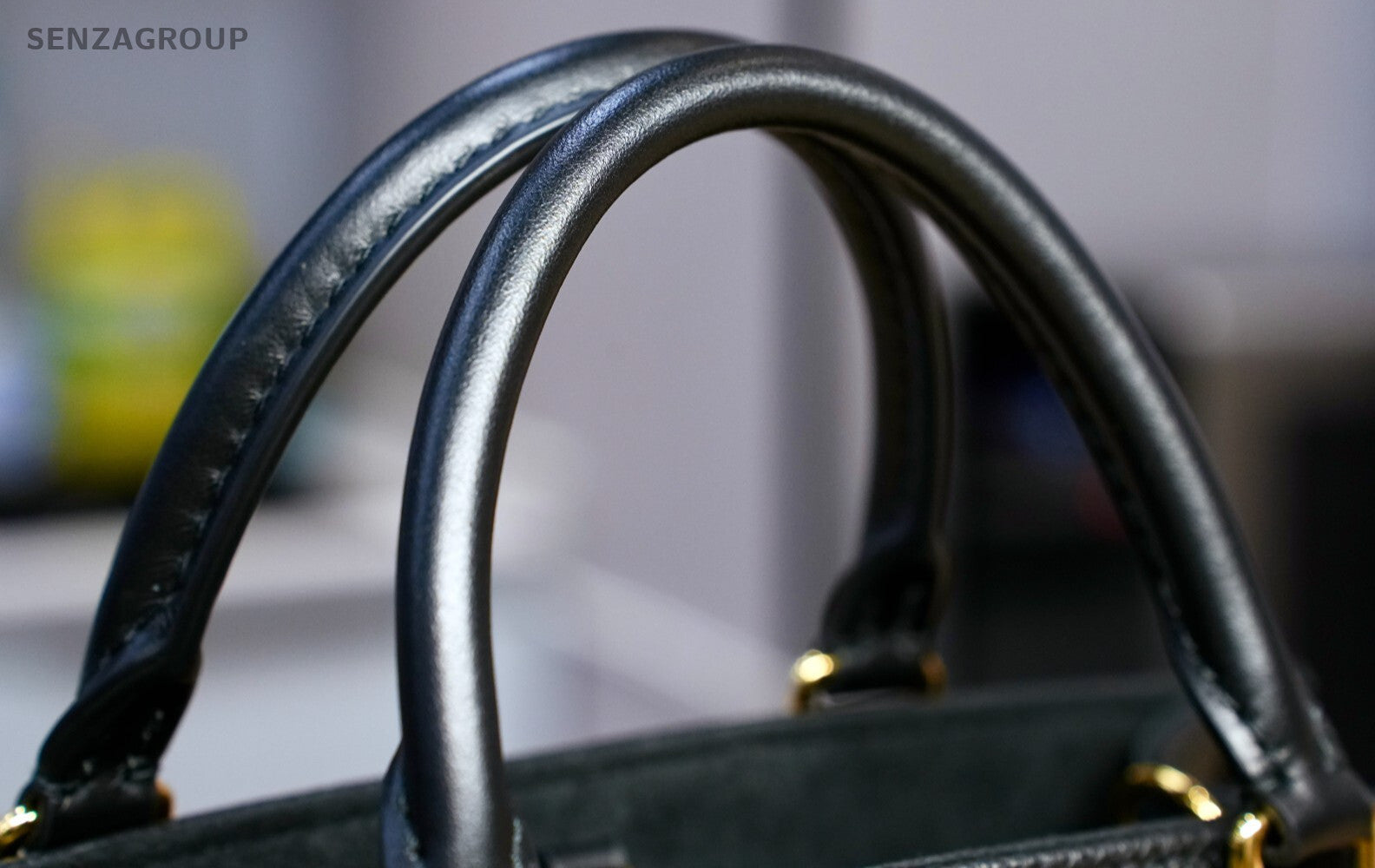 LOUIS VUITTON  Empriente Monogram M45595 Black ON THE GO PM chip version
