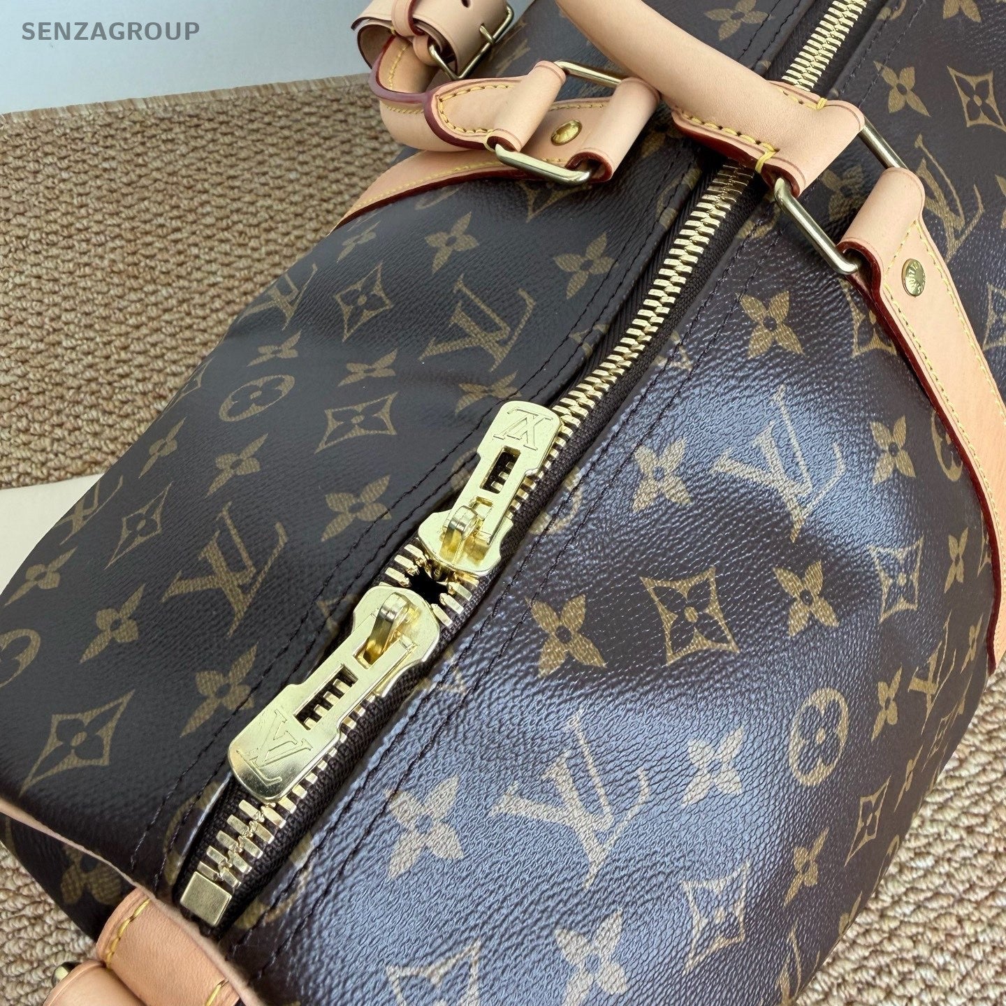 Louis Vuitton Keepall Monogram Duffel Handbag Brown Gold Unisex Adults Classic