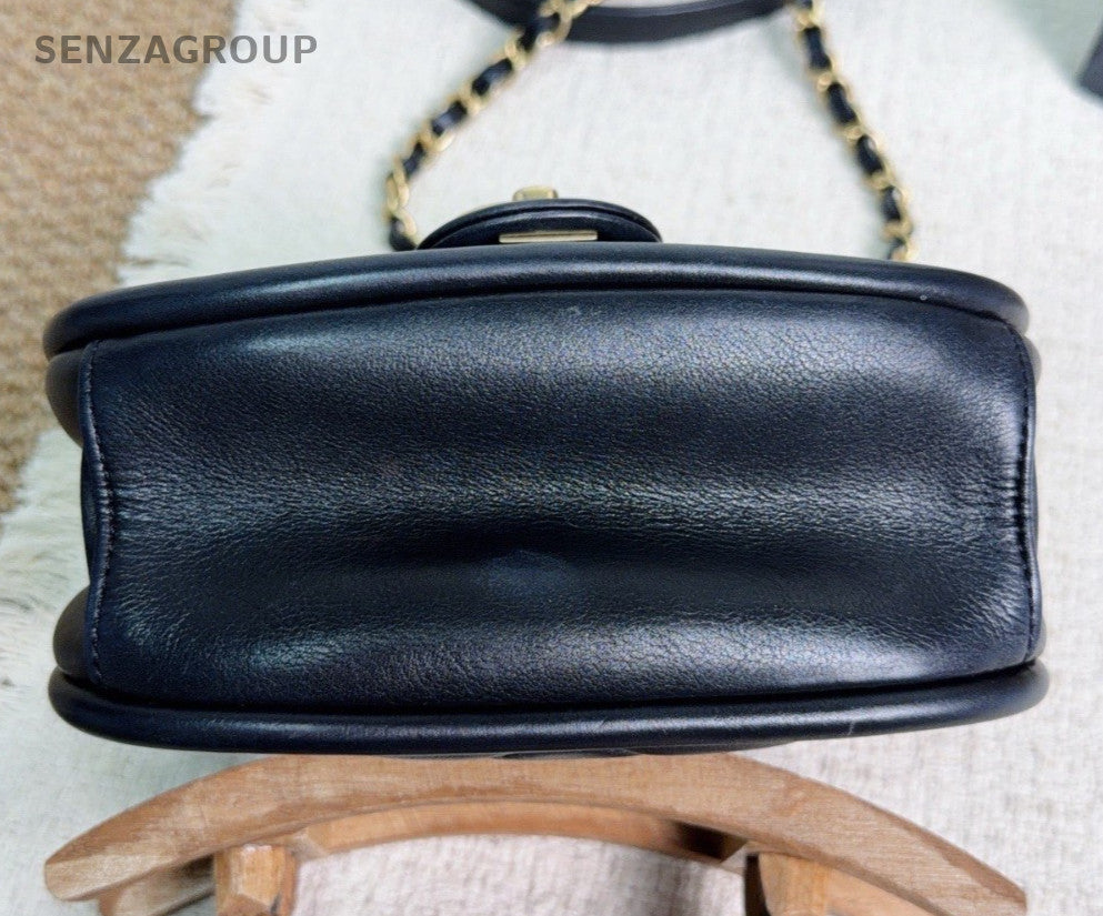 Chanel Diamond Saddle Chain Shoulder Bag Crossbody Black Gold Women Classic