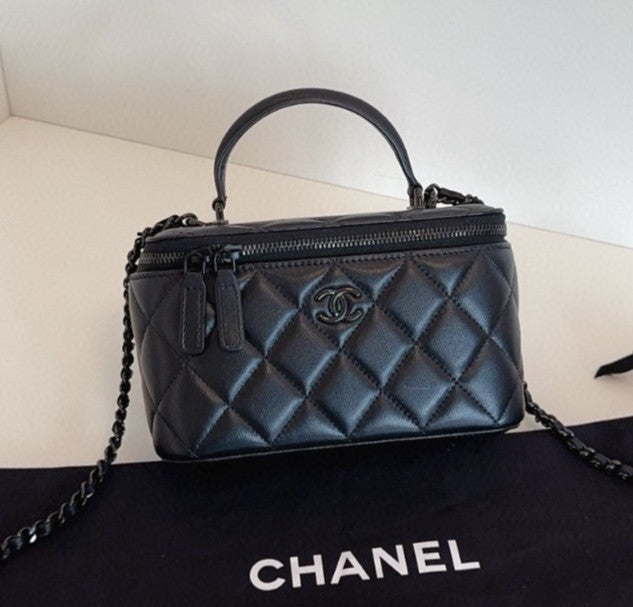 Chanel Vanity Case So Black Chain Top Handle Crossbody Women Classic Diamond