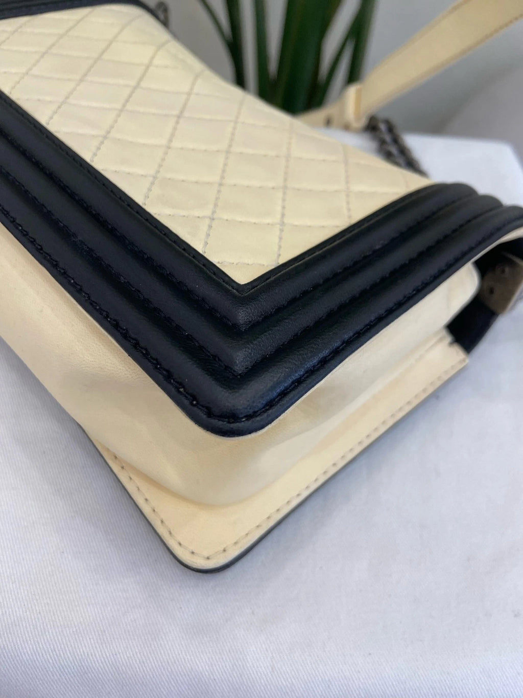 CHANEL LeBoy Medium Shoulder Bag For Women Black White