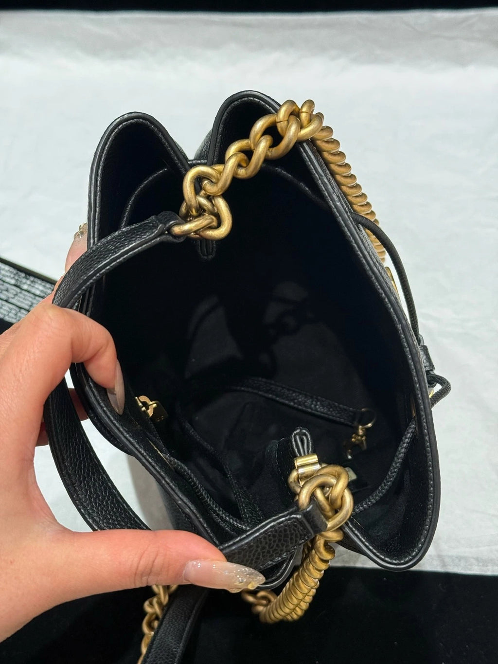 Chanel Diamond Drawstring Bucket Chain Shoulder Crossbody Black Gold Women