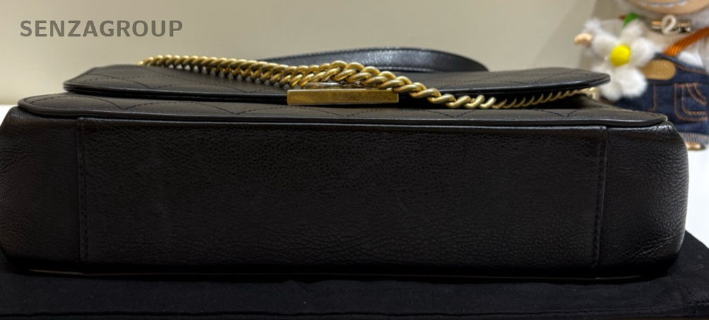 Chanel Classic Flap Chain Shoulder Bag Crossbody Black Gold Used Women Designer