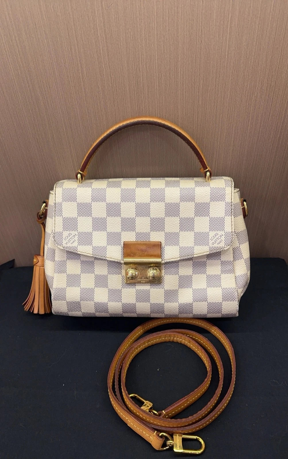 Louis Vuitton Croisette Canvas Damier White Crossbody Excellent