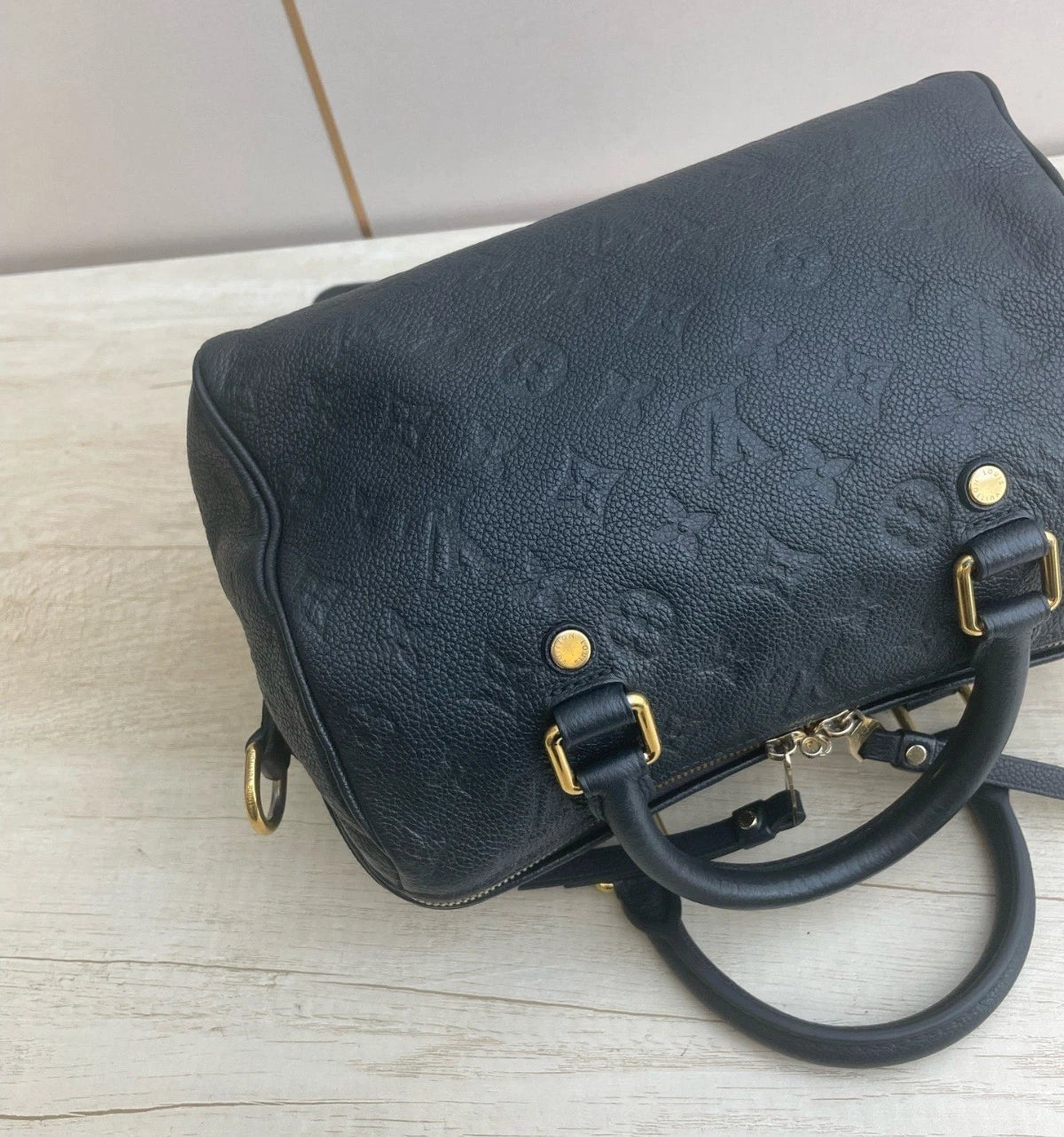 Louis Vuitton Speedy25 Monogram Calfskin Top Handle Bag Crossbody Bag Women