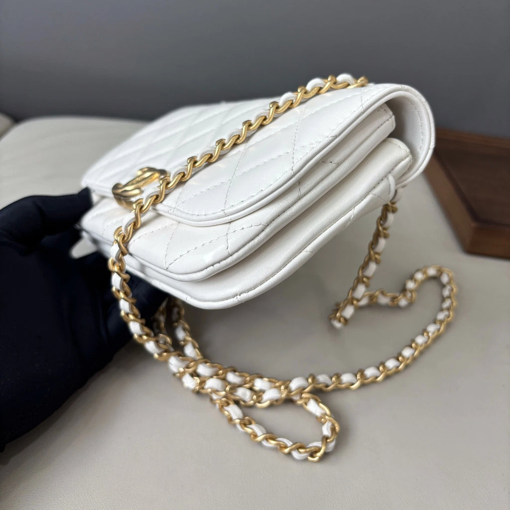 Chanel Chain 2Ways Oil Wax Lambskin Shoulder Crossbody Bag White Women