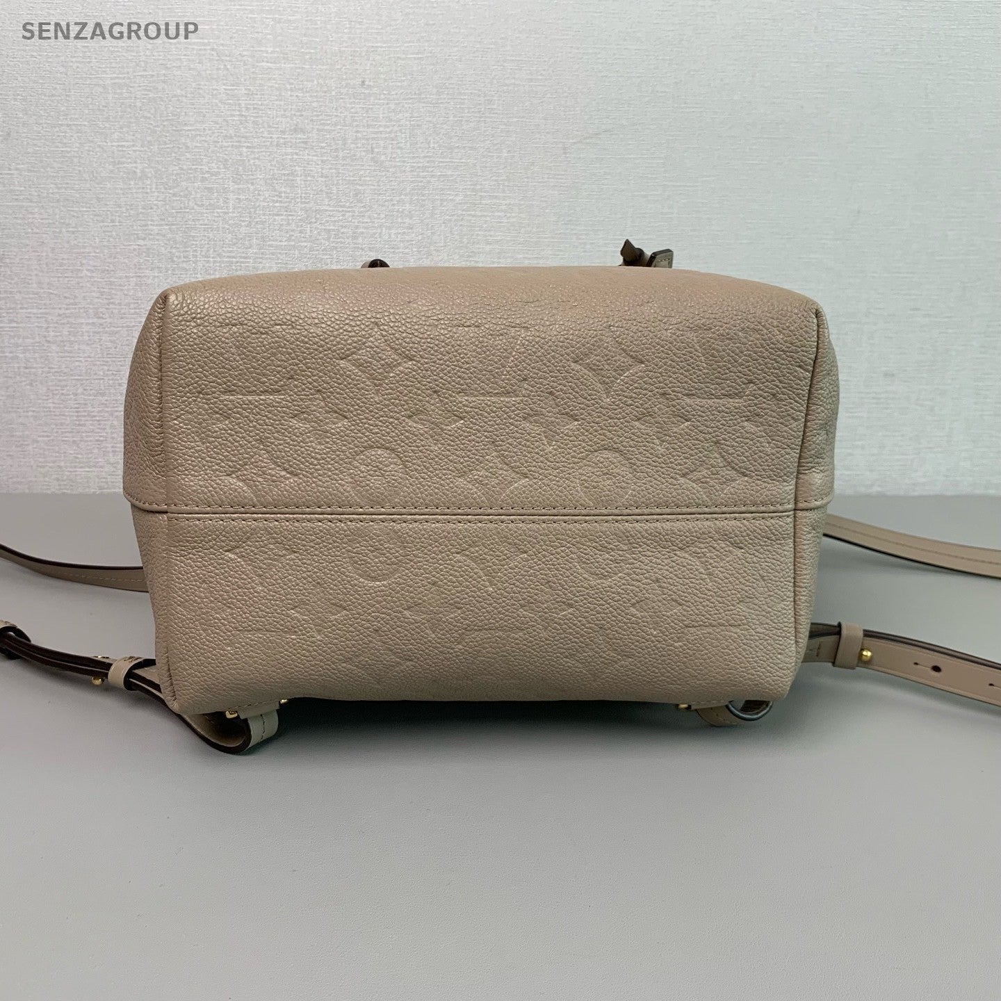 Louis Vuitton Montsouris Backpack Elephant Grey Alomost Brand NEW Chip Version
