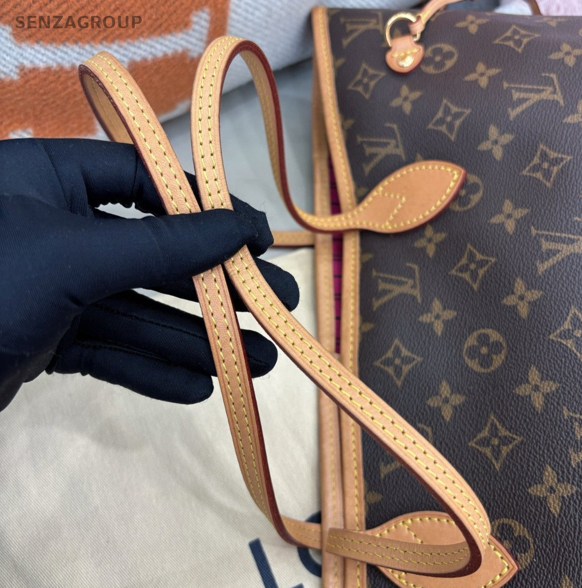 Louis Vuitton Neverfull MM Monogram Shoulder Bag Brown Gold Women Classic