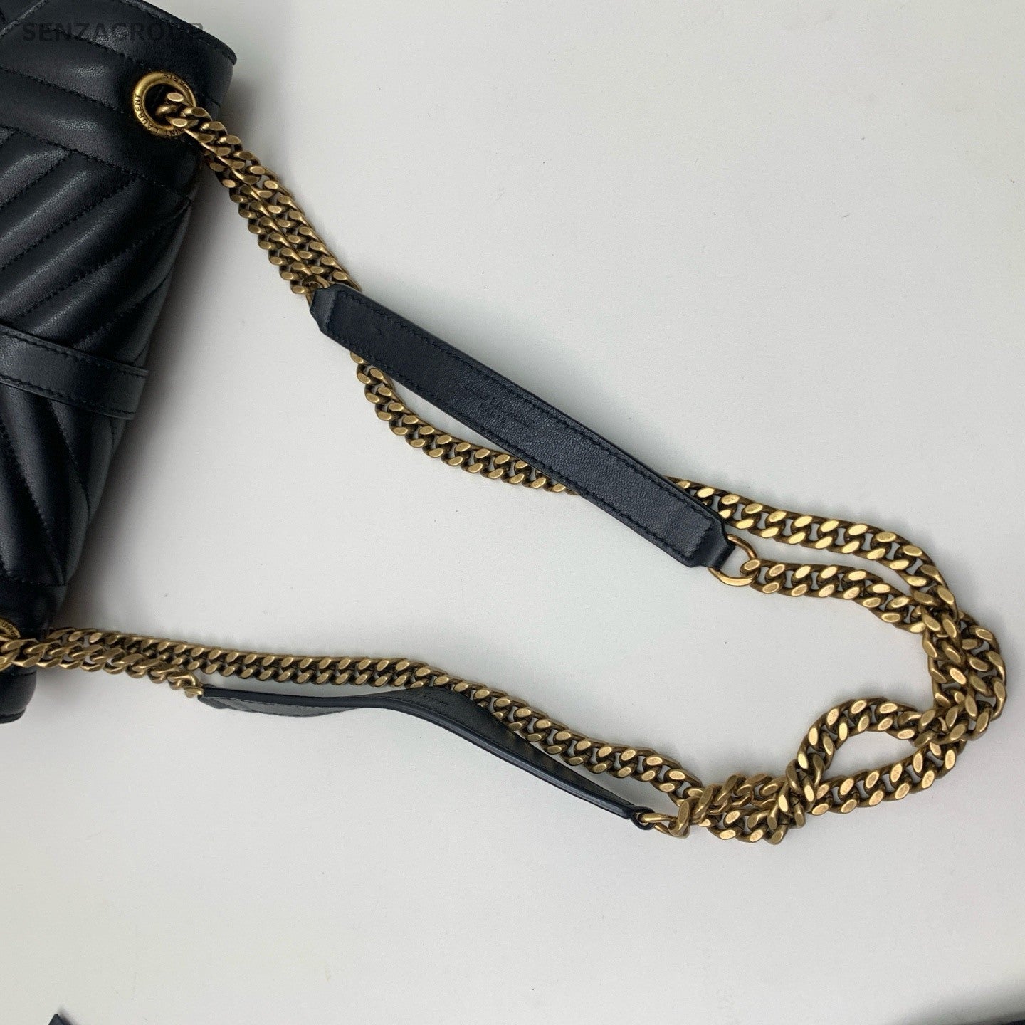 Saint Laurent Envelope Chain Shoulder Bag Black Gold Used Women Classic Fashion