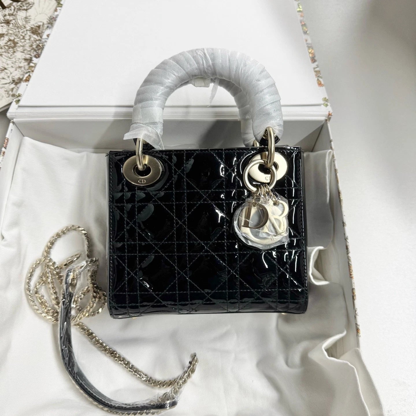 New Dior 3-grid Lady Dior Patent Leather Black Gold Handbag For Women