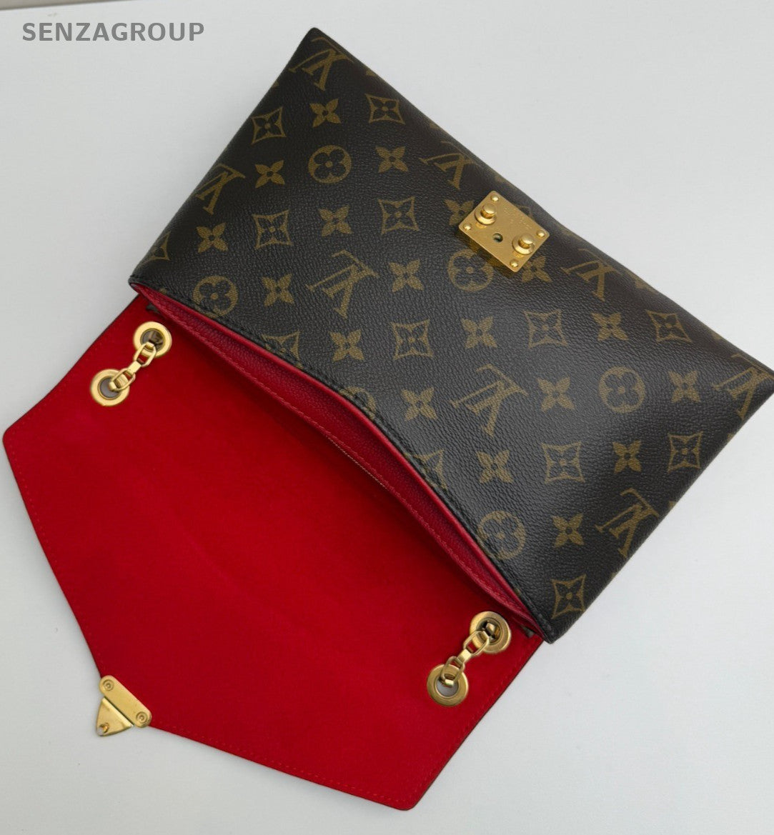Louis Vuitton Monogram Chain Shoulder Bag Red Brown Gold Women Classic