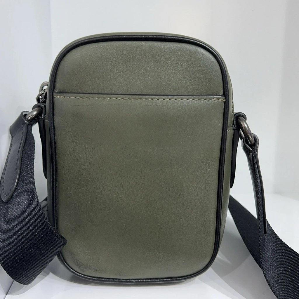 Coach Disney Snow White Skull Green Calfskin Crossbody Phone Bag Women