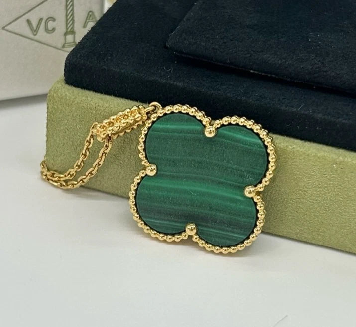 Van Cleef &amp; Arpels Magic Alhambra Long Necklace 18k Yellow Gold Green Malachite