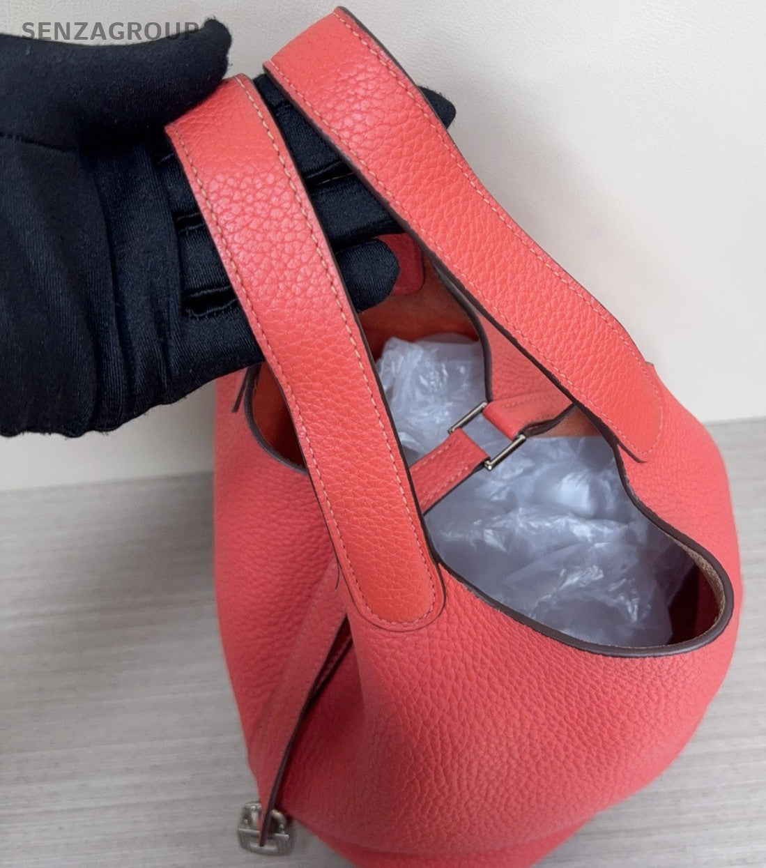 Hermes PicotinLock 18 Classic Top Handle bag Calfskin Pink
