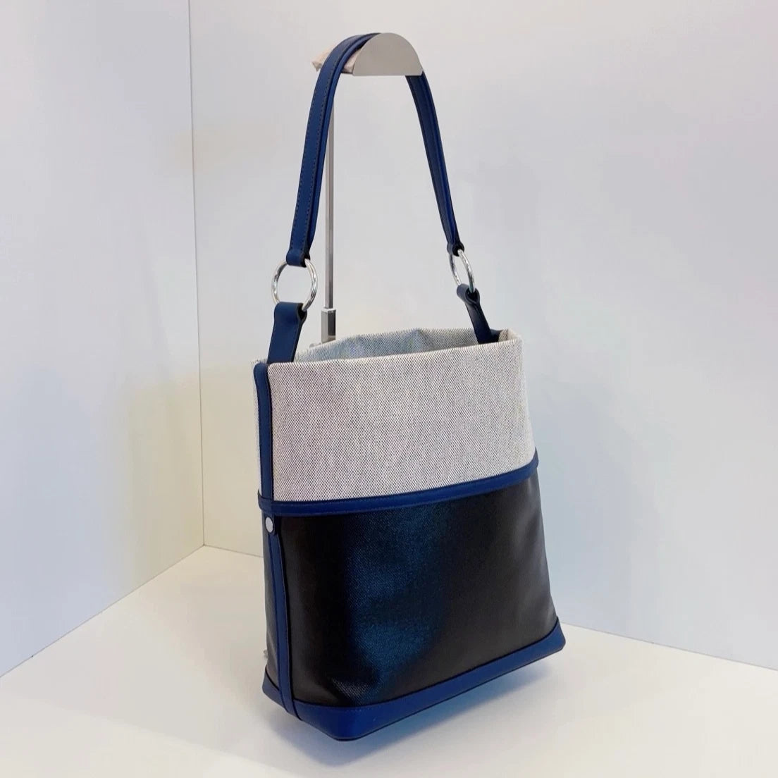 Hermes Colroule25 Canvas Bucket Shoulder Bag Black White Silver Unisex Adults
