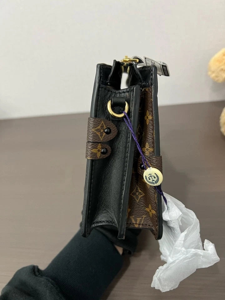 Louis Vuitton Canvas Box Handbag For Women