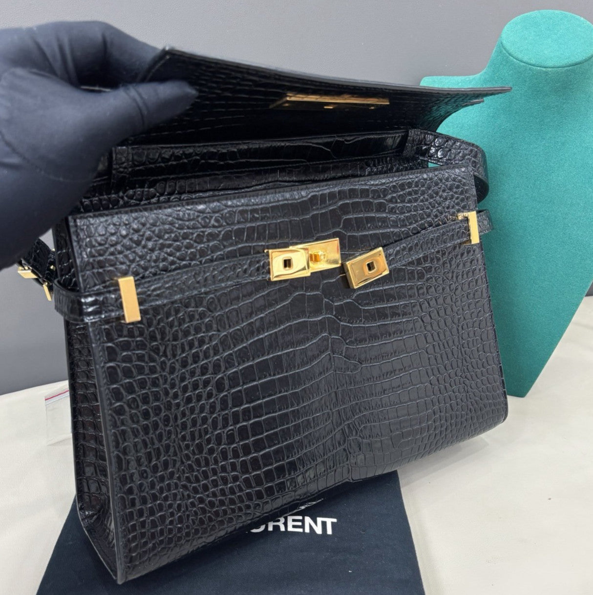 Saint Laurent Manhattan MM Shoulder Bag Black Gold Women Classic