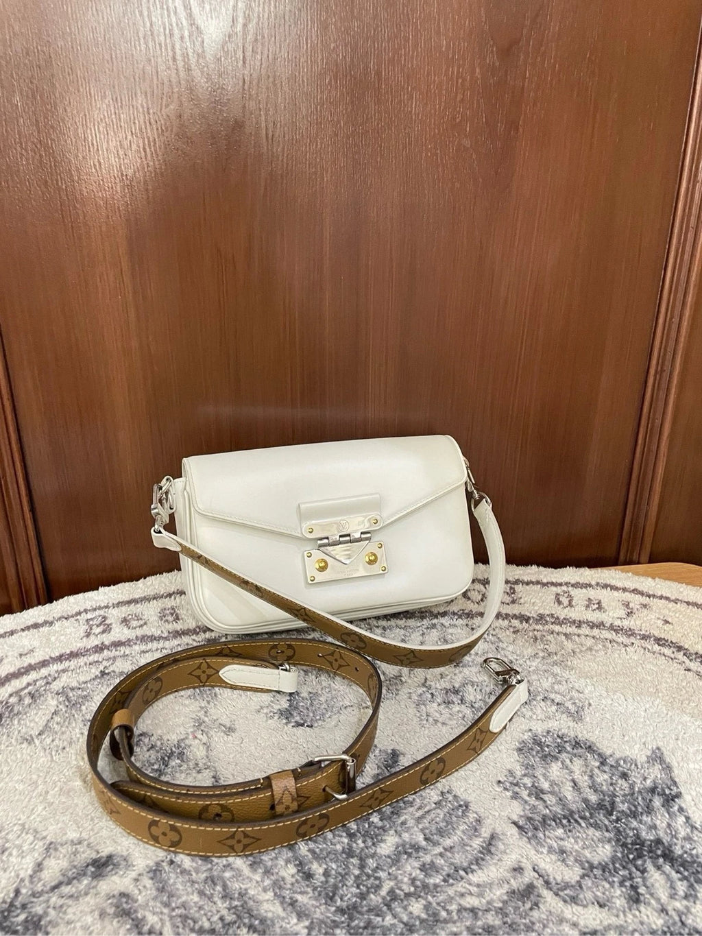 Pre-owned Louis Vuitton Swing Crossbody Shoulder Bag For Women
