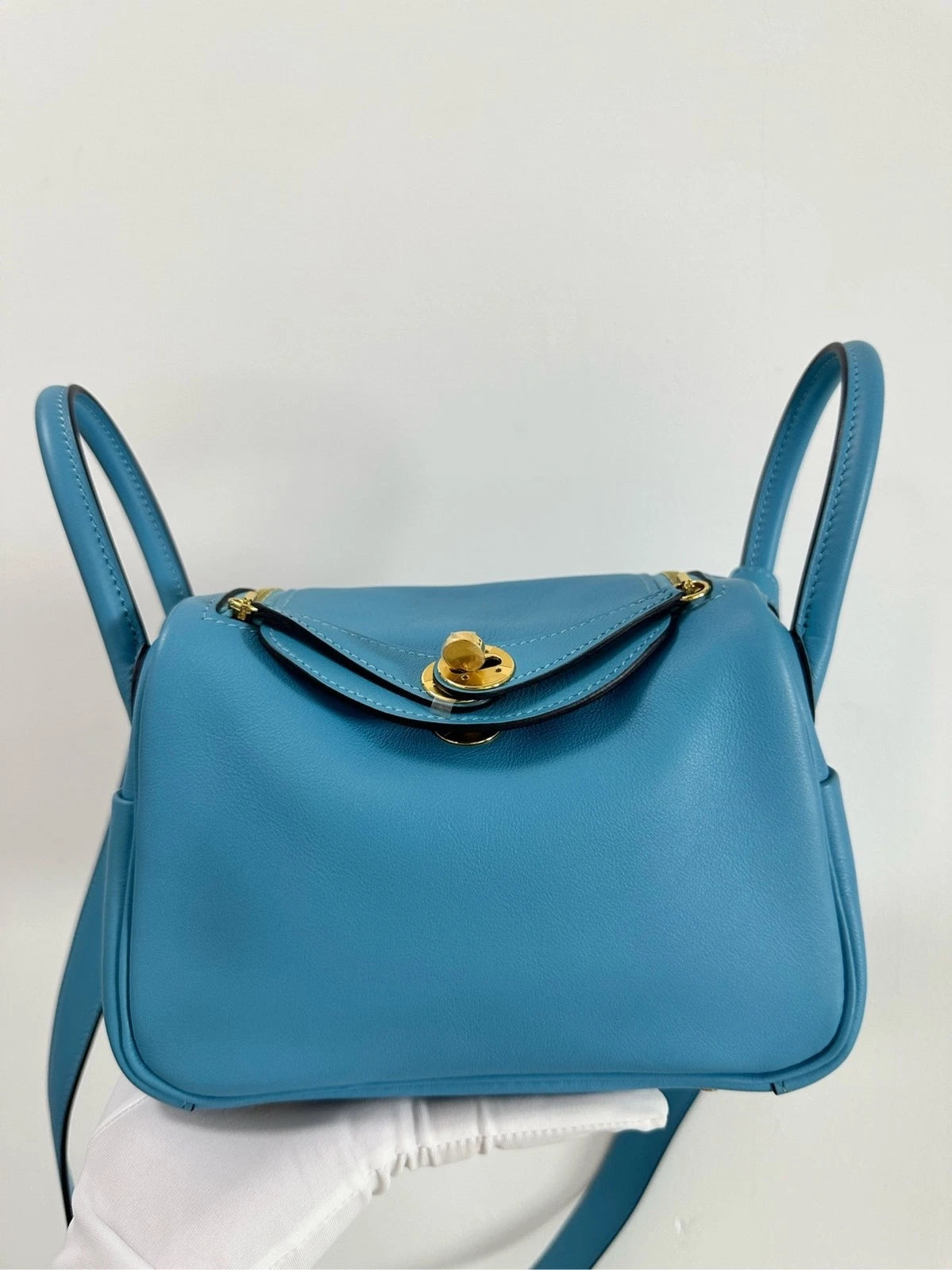 Hermes Mini Lindy Swift Calfskin Women Top Handle Crossbody Bag