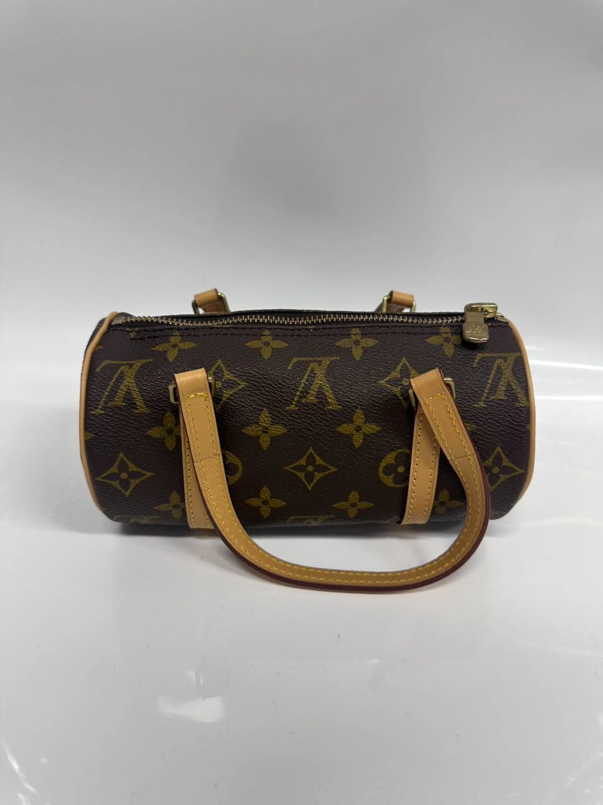 SJ0001 Louis Vuitton Papillon 19