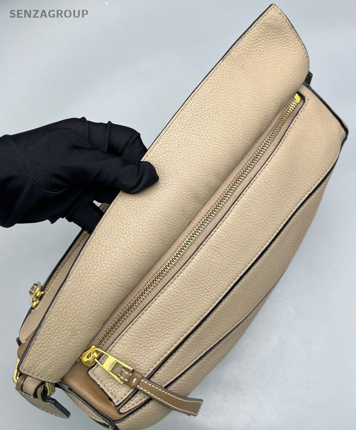 LOEWE Puzzle MM Shoulder Crossbody Bag Sand Women
