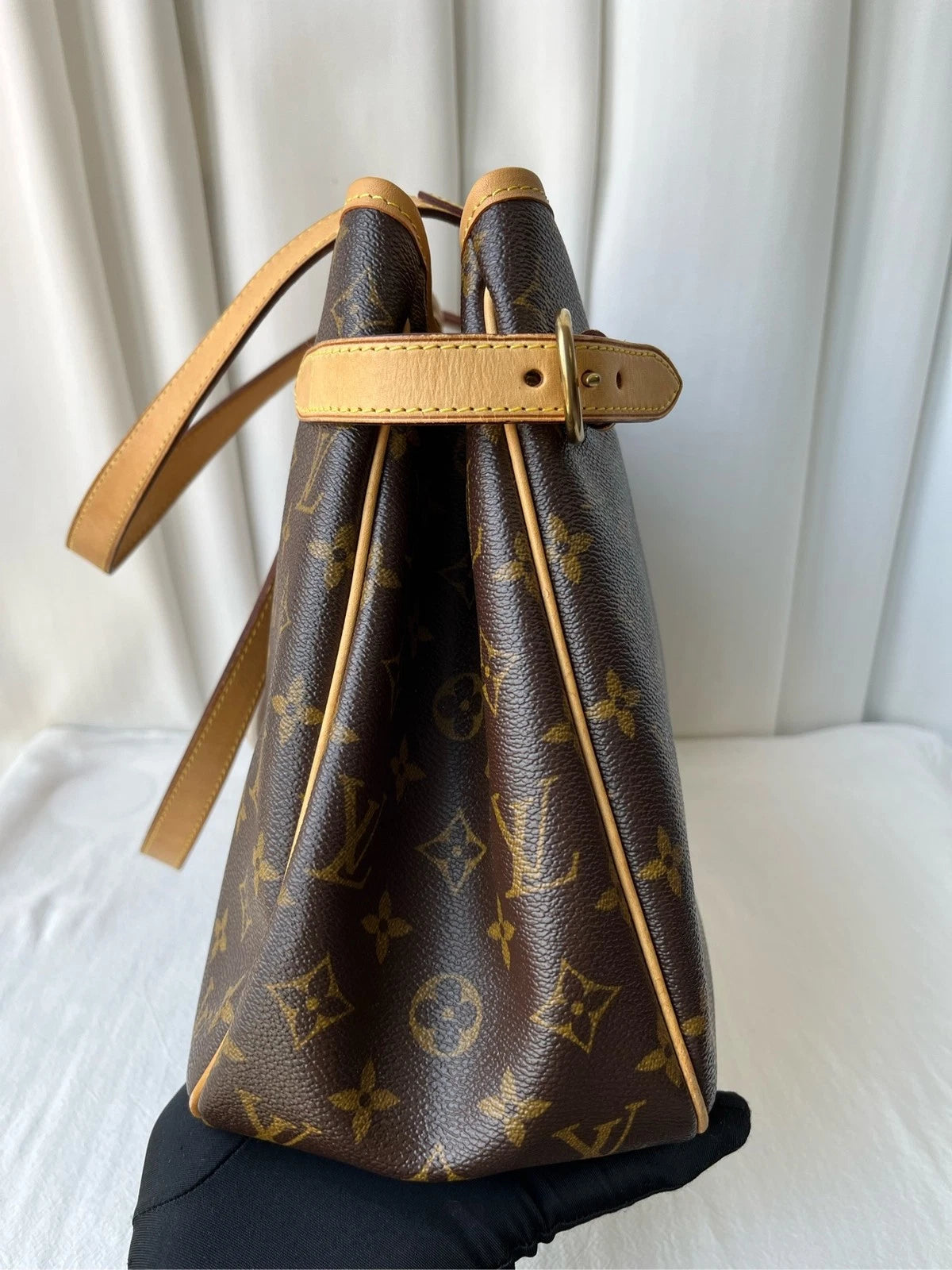 Louis Vuitton Monogram Canvas Tote Handbag Shoulder Bag For Women